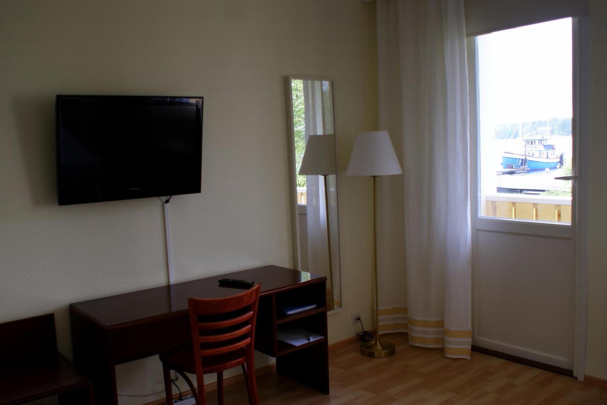 Hotel Sea Front Raseborg Zewnętrze zdjęcie